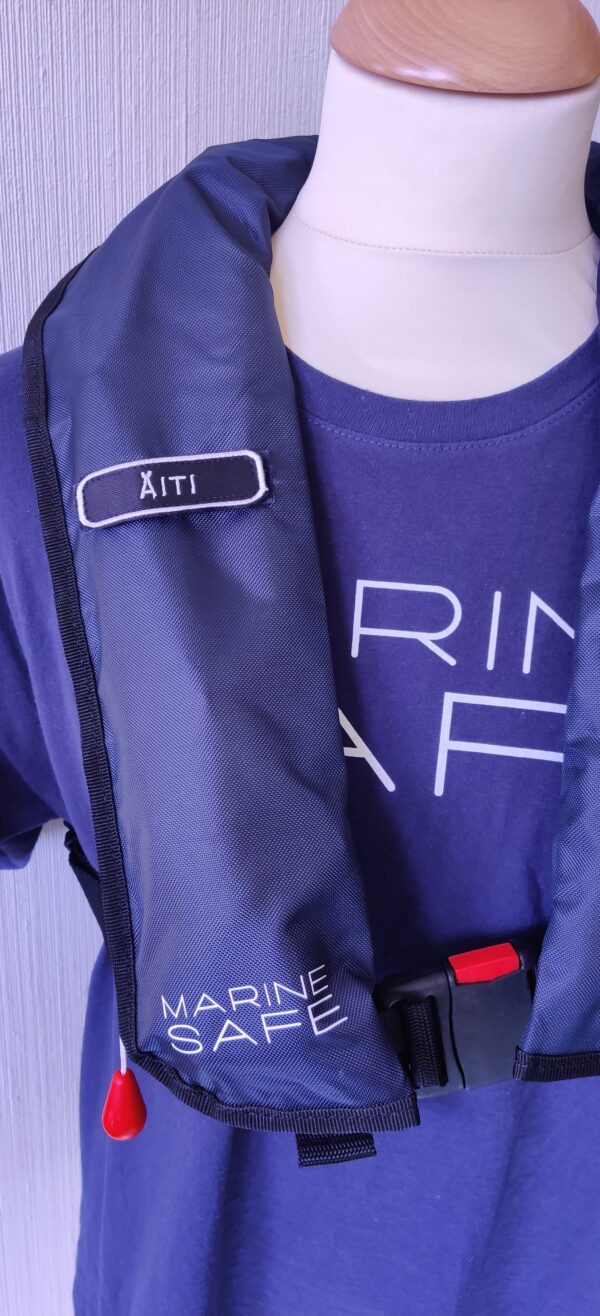 Paukkuliivi äidin nimellä Paukkuliivi äidin nimellä